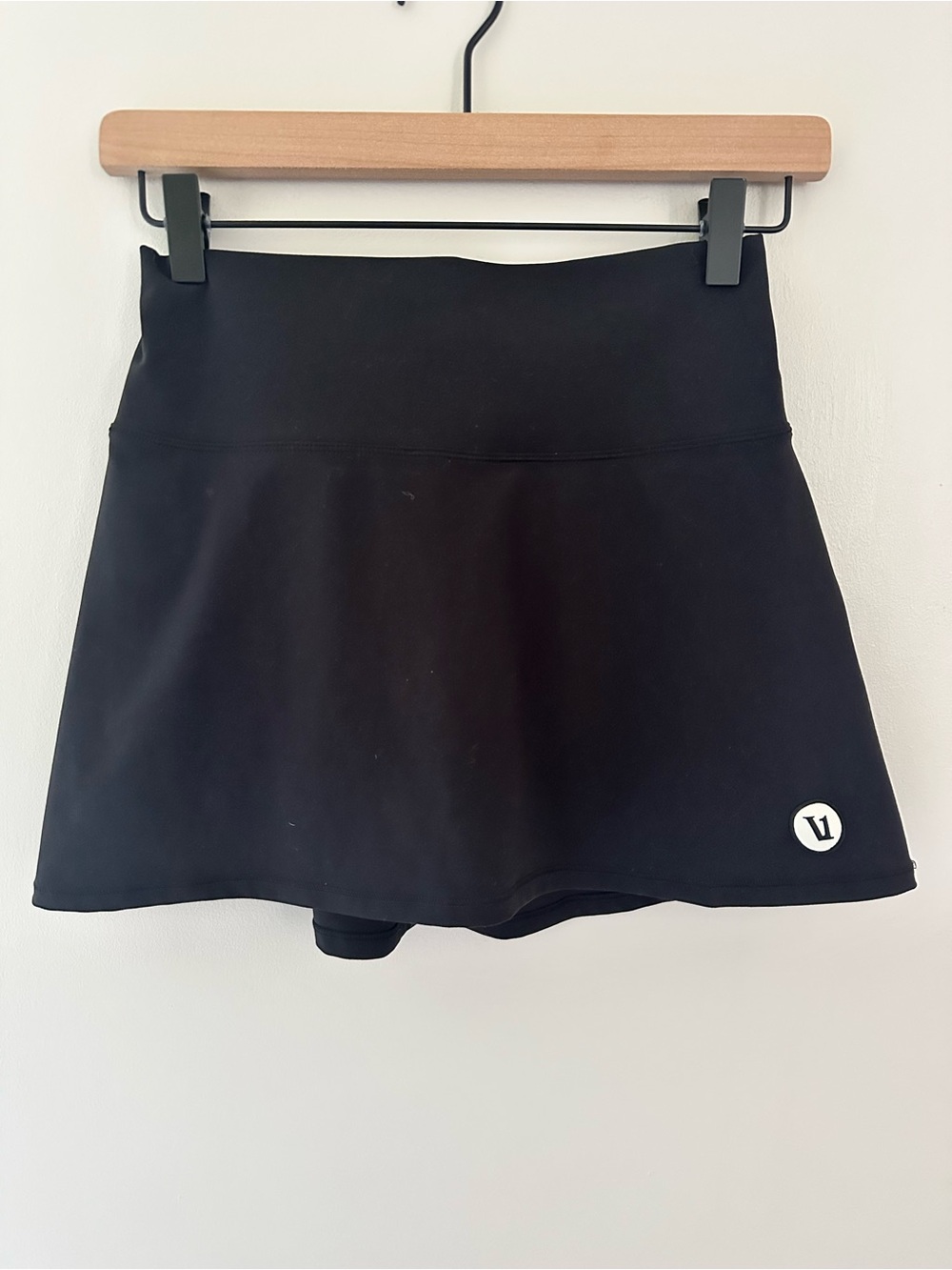 Vuori Volley High Rise Black Athletic A-Line Stretch Skort Tennis Pickleball